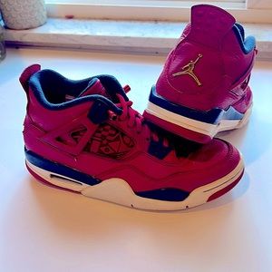 Jordan Kids
Air Jordan 4 Retro "FIBA" sneakers
